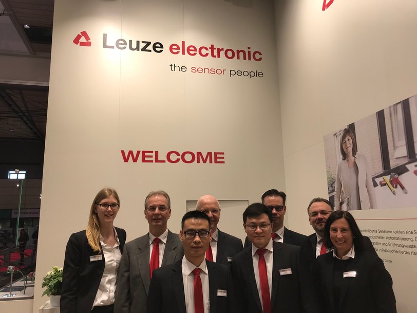 Leuze electronic presents itself as Safety and Industry 4.0 expert in Hannover